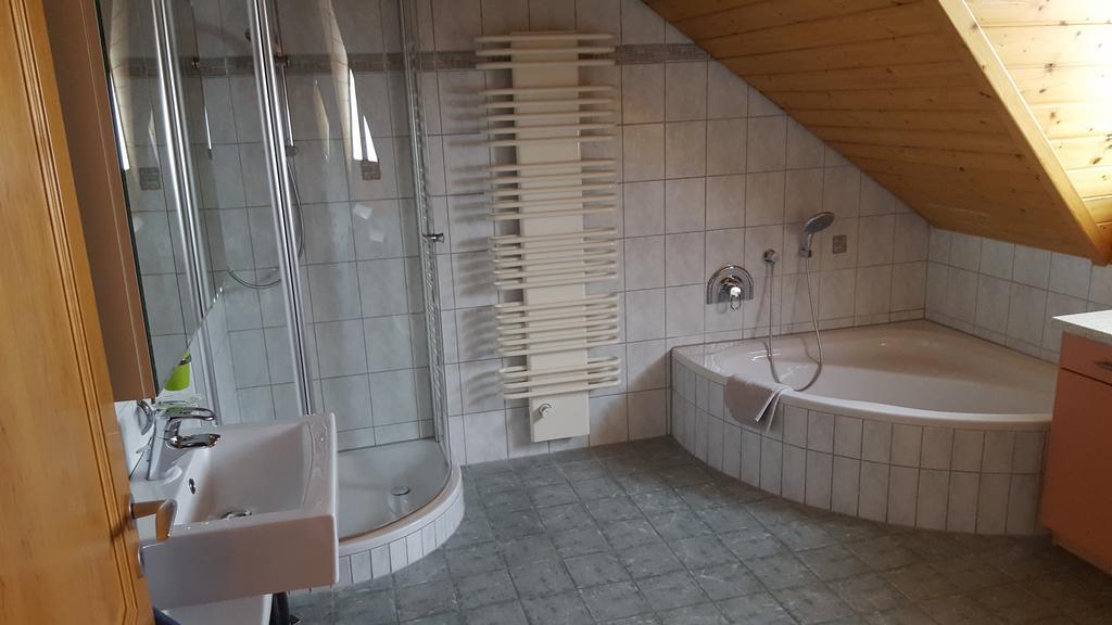 Ferienhaus Schwoerer 라인하우젠 외부 사진